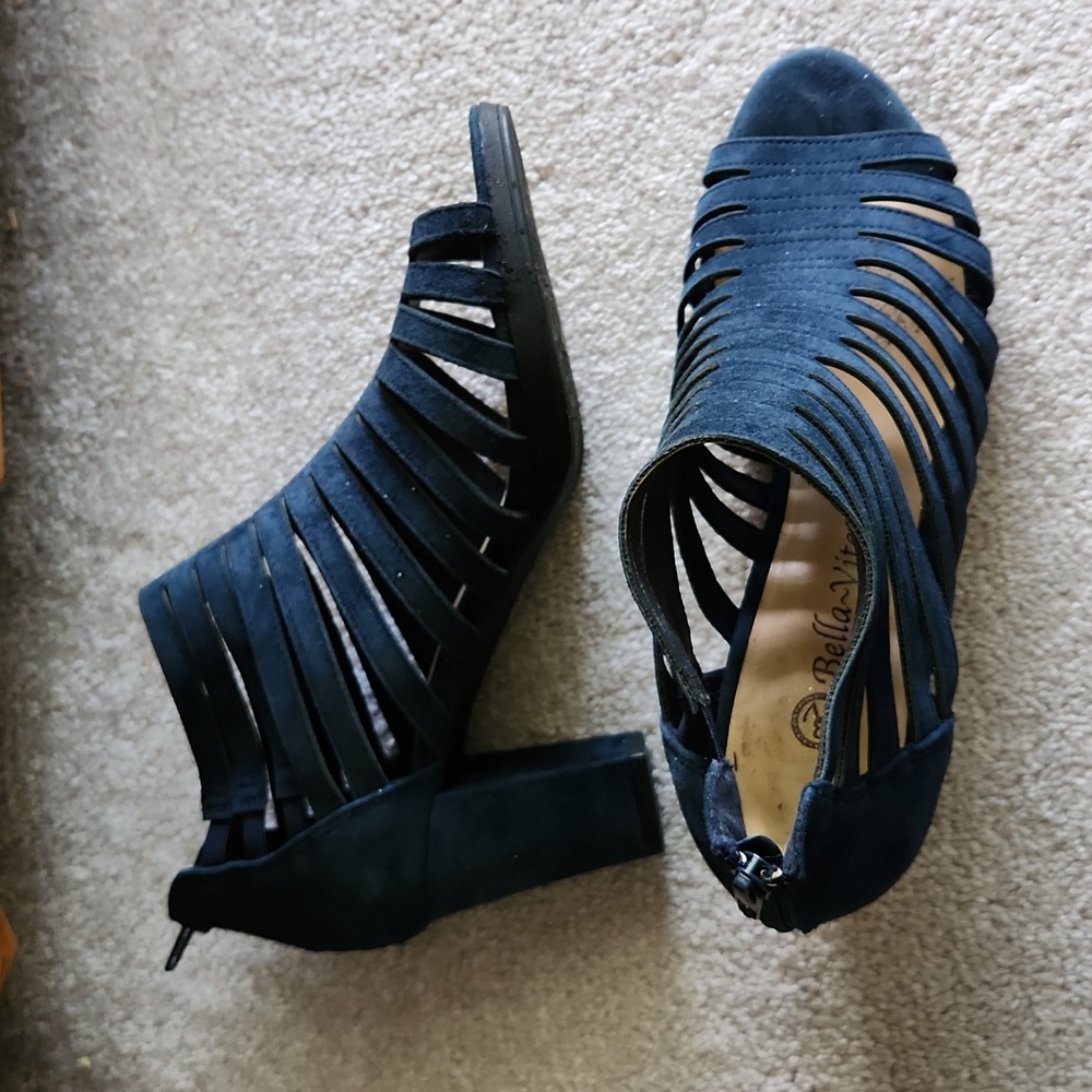 Bella Vita Size 9W Zip Back Strappy Open Toed Heels Navy Blue